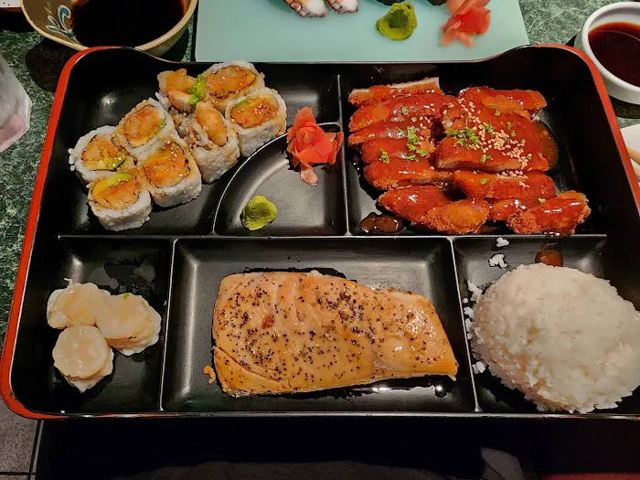 Bonsai Grill Picture 10