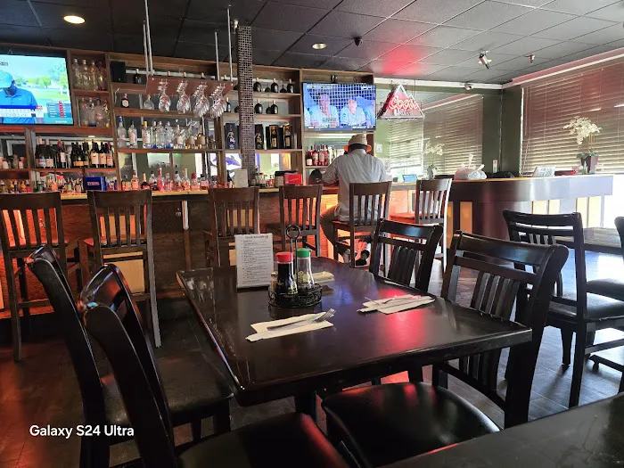 Kobe Bar & Grill Picture 3
