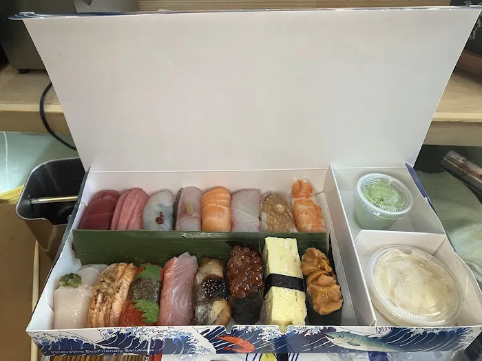 SUSHI SNOB Picture 2