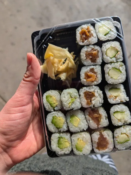Kanpai Sushi Picture 2