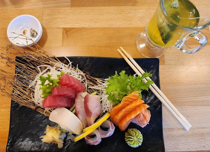 Sushi N You Picture 6