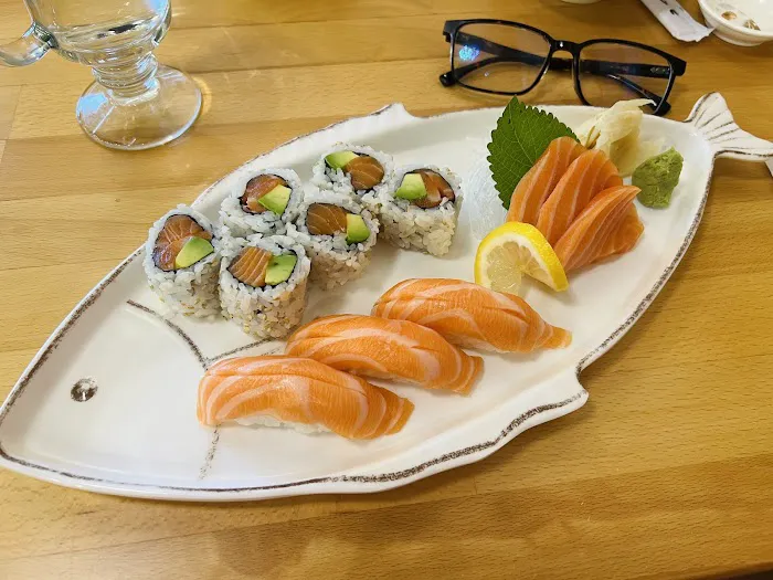 Sushi N You Picture 9