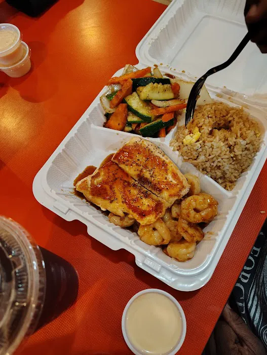 Golden Chicken & Japanese Grille Picture 7