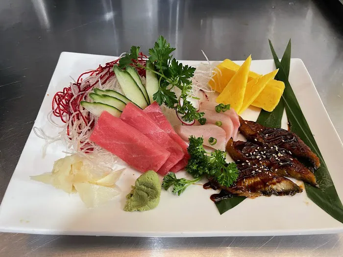 Gtown Sushi & Poke Picture 3