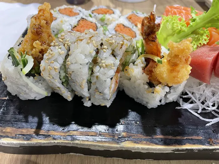 Suny Sushi Picture 6