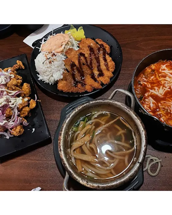 Khan Japanese Kitchen & Bar Picture 6
