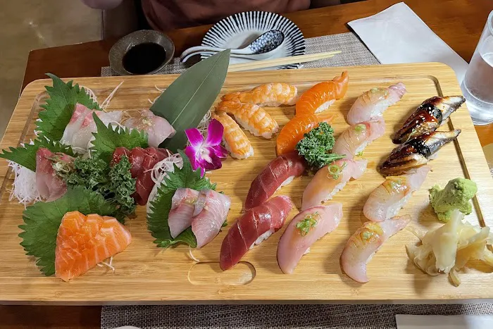 Issho Izakaya & Sushi Picture 3