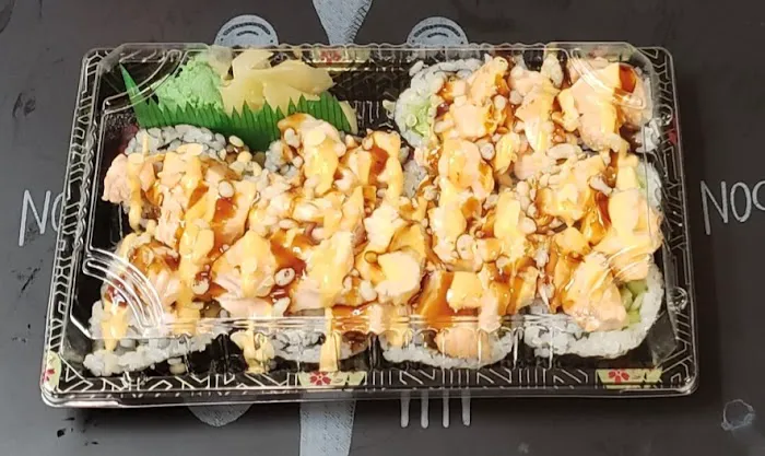 Sake Sushi Poke Bubble Tea & Asian Cuisine Picture 3