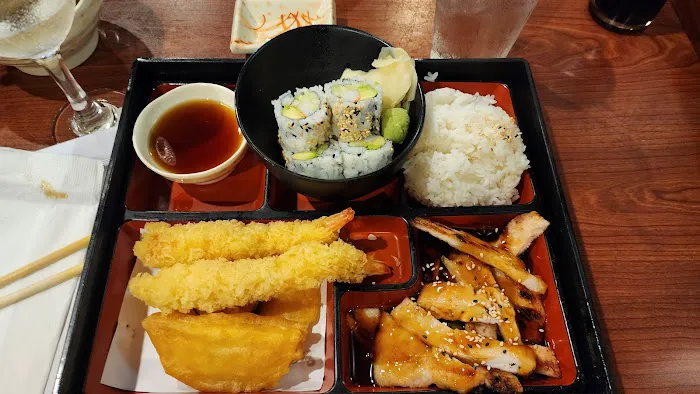 Umi Japanese Cuisine - Stafford Picture 7