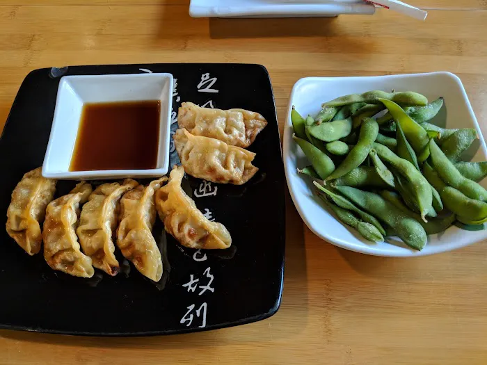 Koi Koi Sushi and Roll Picture 7