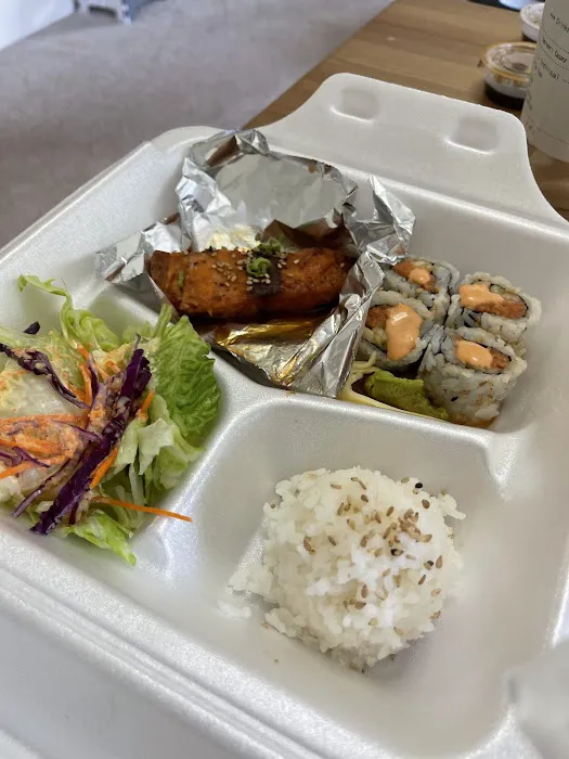 Koi Koi Sushi and Roll Picture 6