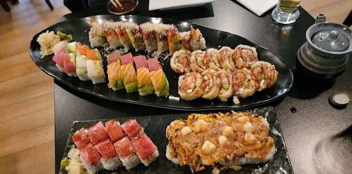 Koi Koi Sushi and Roll Picture 4