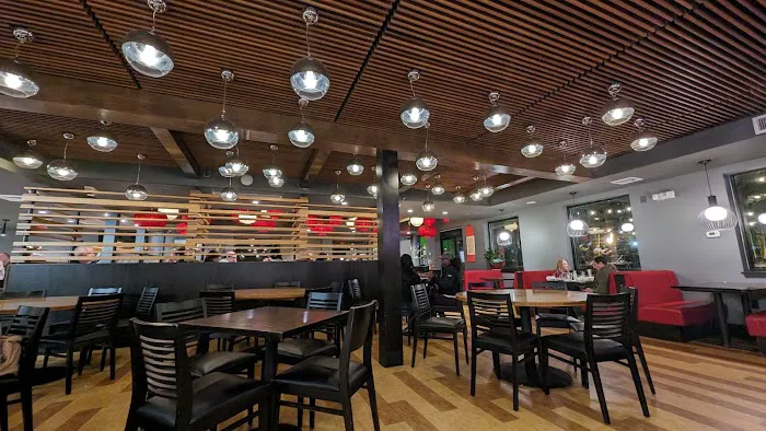 Kizuna Sushi & Ramen Picture 8
