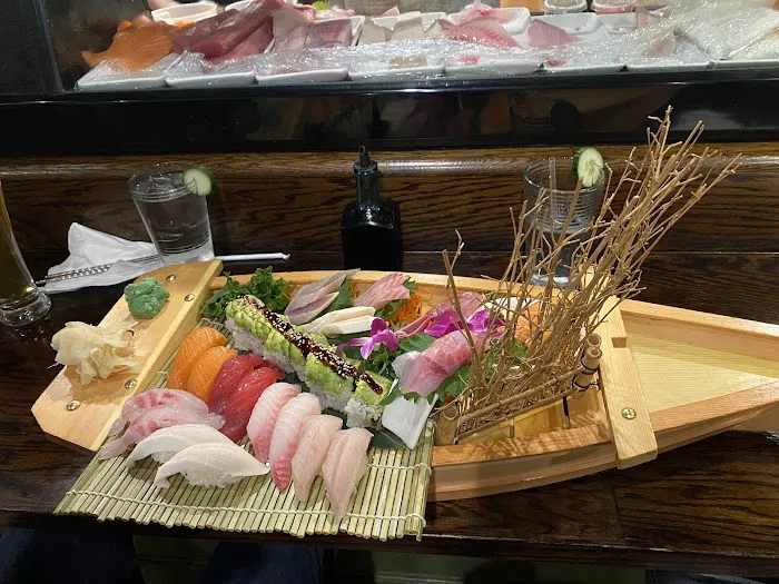 Miso Asian Grill & Sushi Bar Picture 8