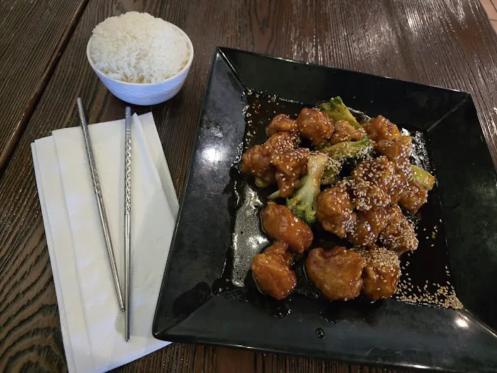 Miso Asian Grill & Sushi Bar Picture 5