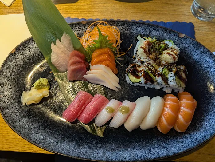 Umi Japanese Cuisine Picture 1