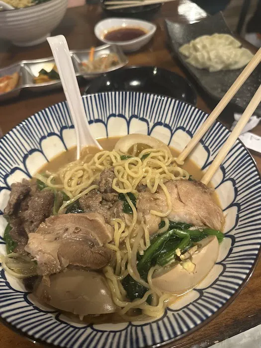 Maru Ramen & Korean Cuisine Picture 10