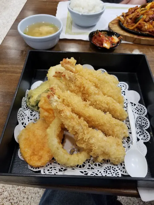 Lee's Sushi Picture 10