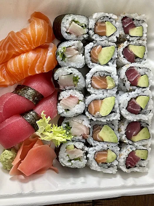 Lee's Sushi H-Mart Food Court Picture 2