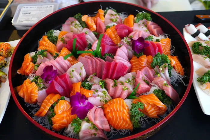 Tsunami Sushi Picture 3