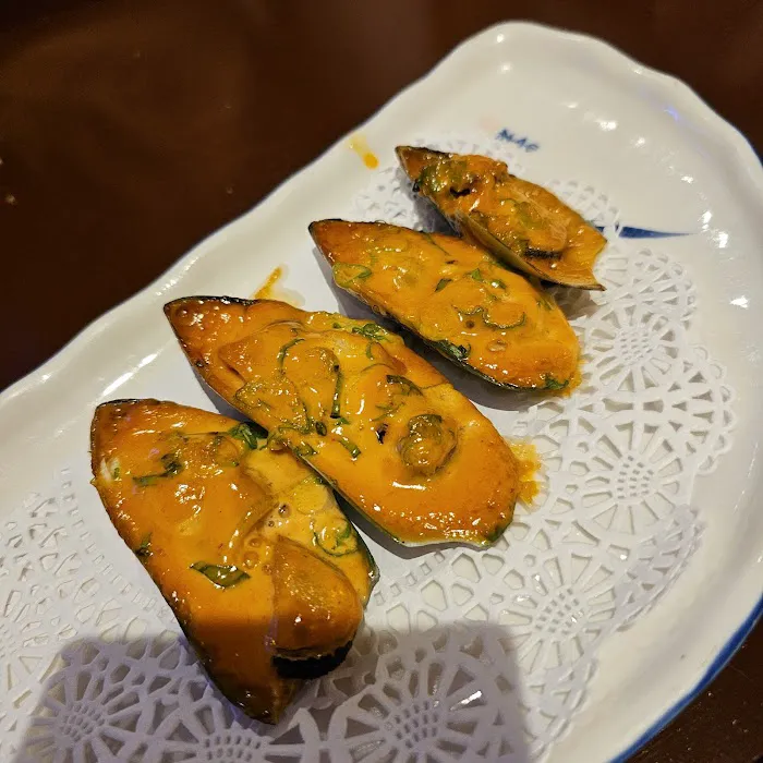 Tsunami Sushi Picture 2