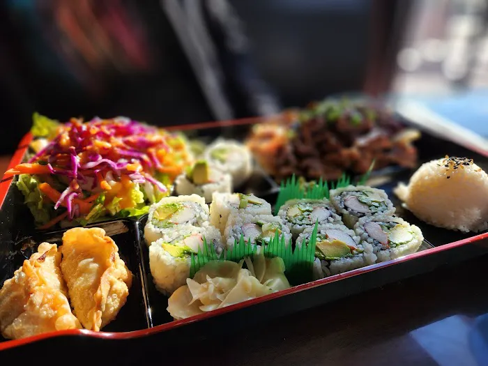 Mr. Sushi & Mrs. Roll(Lansdowne) Picture 6