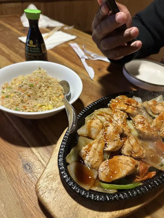 Tomo Izakaya Japanese Sushi and Grill Picture 9