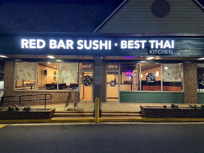 Red Bar Sushi & Best Thai Kitchen Picture 1