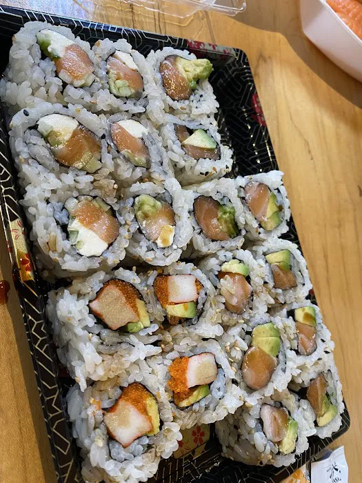 Red Bar Sushi and Best Thai Kitchen Picture 5