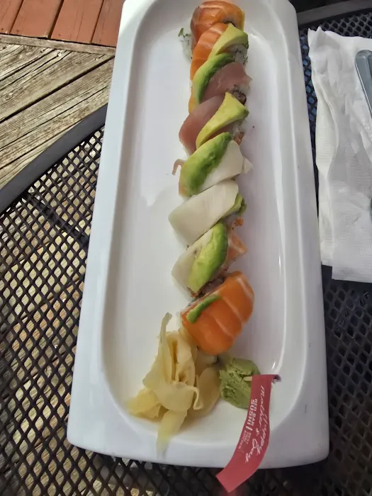 Red Bar Sushi and Best Thai Kitchen Picture 2
