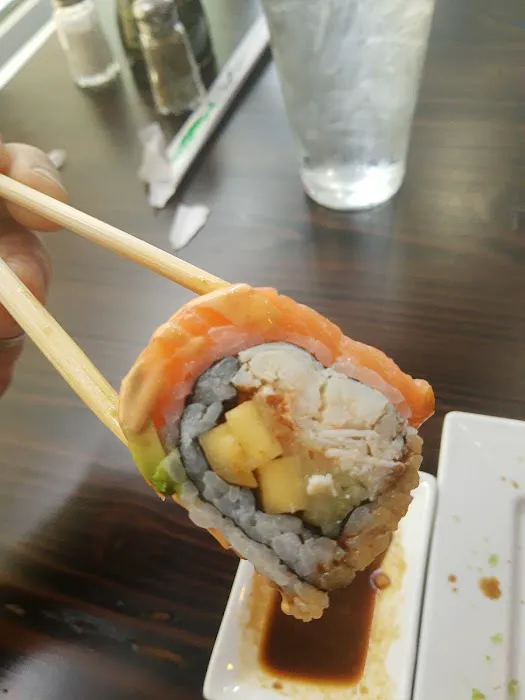 Oishi Sushi & Hibachi Picture 3