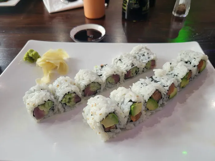 Oishi Sushi & Hibachi Picture 10