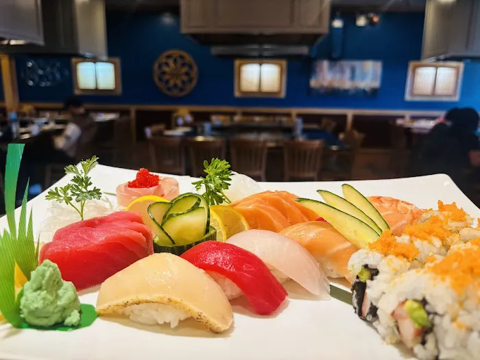 Akasaka Sushi & Japanese Steak House Picture 2
