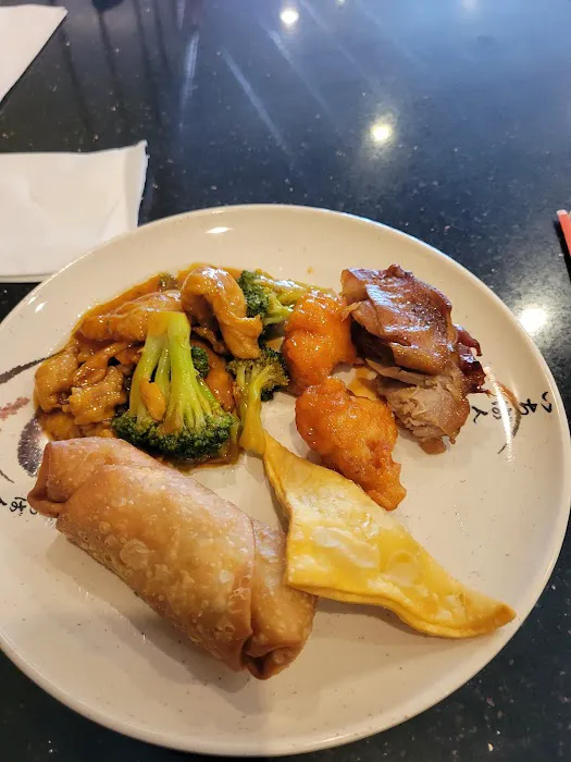 Mandarin Sushi Picture 1