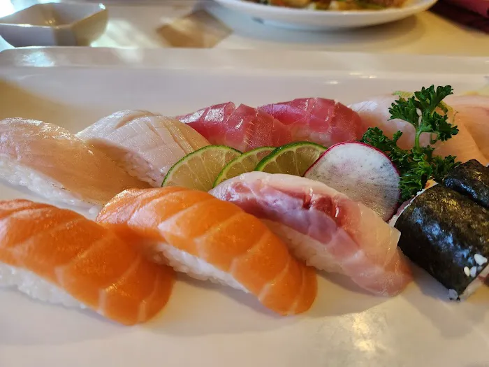 Sakura Japanese Steakhouse and Sushi Bar Picture 7