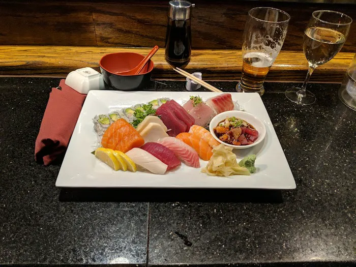AKI Japanese Restaurant Picture 6