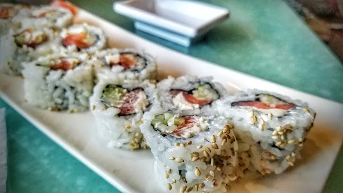 KAZUE Ramen & Sushi Bar Picture 6