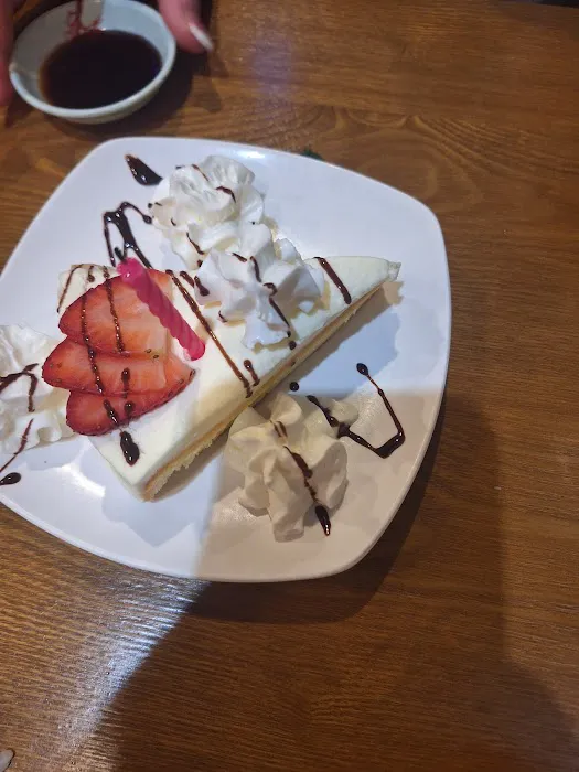 Full Moon Japanese Restaurant Picture 2