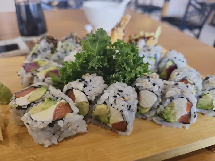 Kumo Sushi Ramen Picture 7