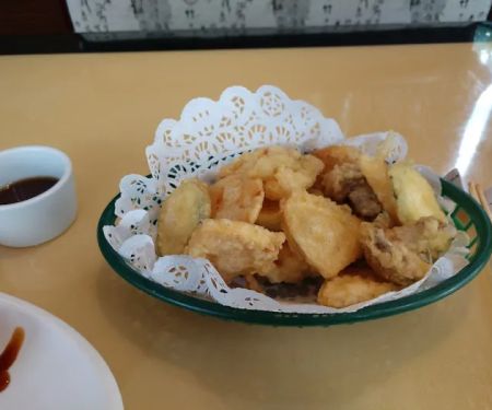 Akitas Sushi