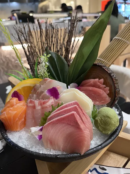 Sushi Den Picture 2