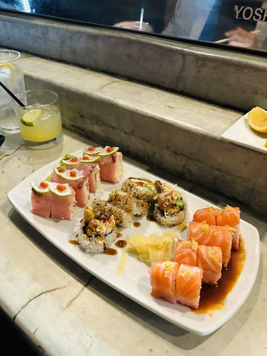 Rock-n-Saké Bar & Sushi Picture 10