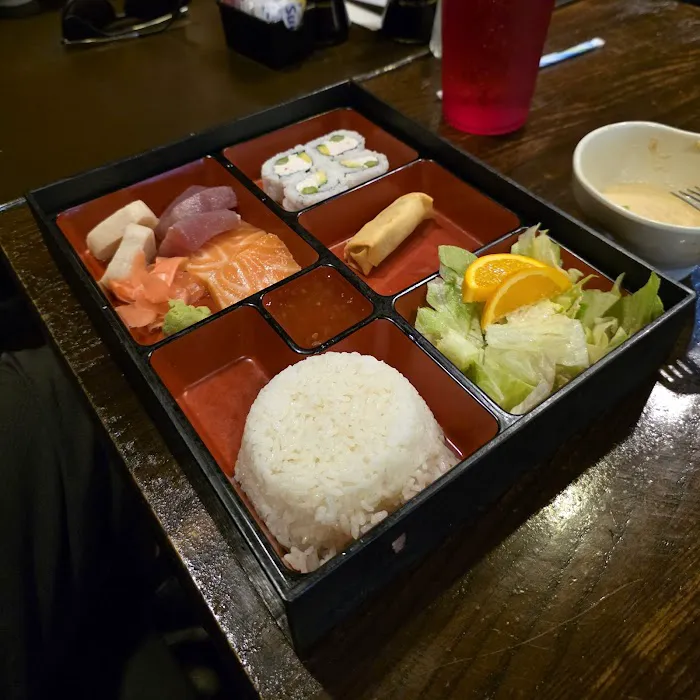 Ikura Hibachi And Sushi Picture 9