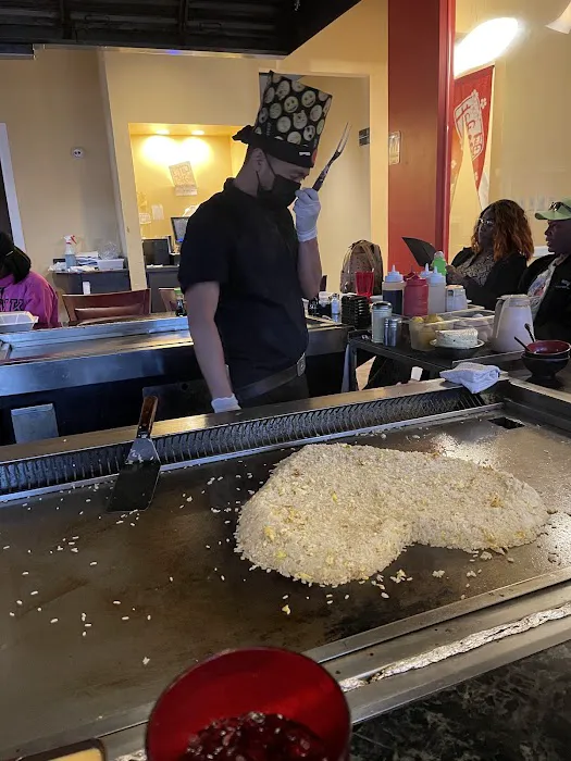 Ikura Hibachi And Sushi Picture 10