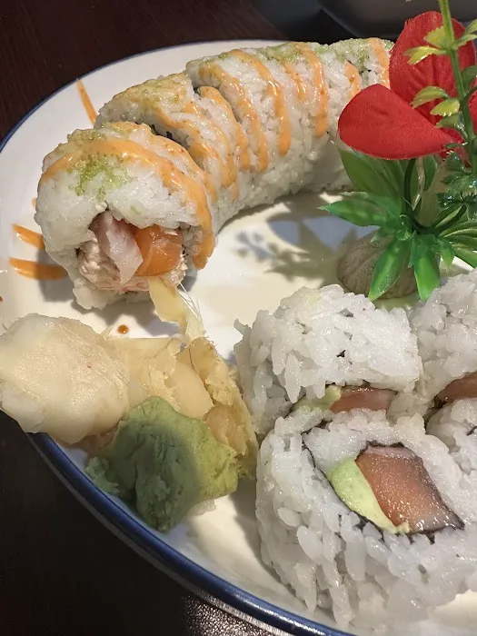 MIDORI sushi & hibachi express Picture 3