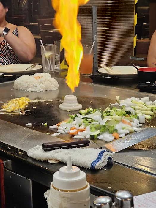Fuji Hana Sushi Bar and Hibachi Steakhouse Picture 7