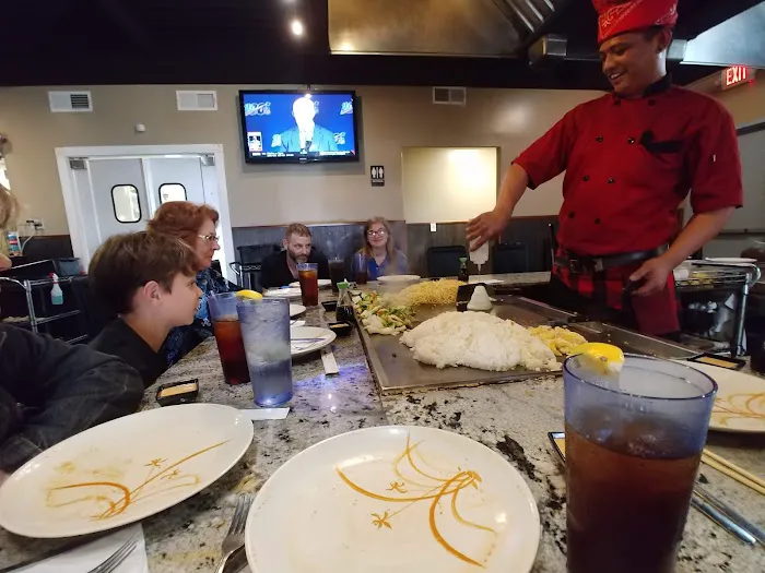 Umi Sushi & Hibachi Grill Picture 2