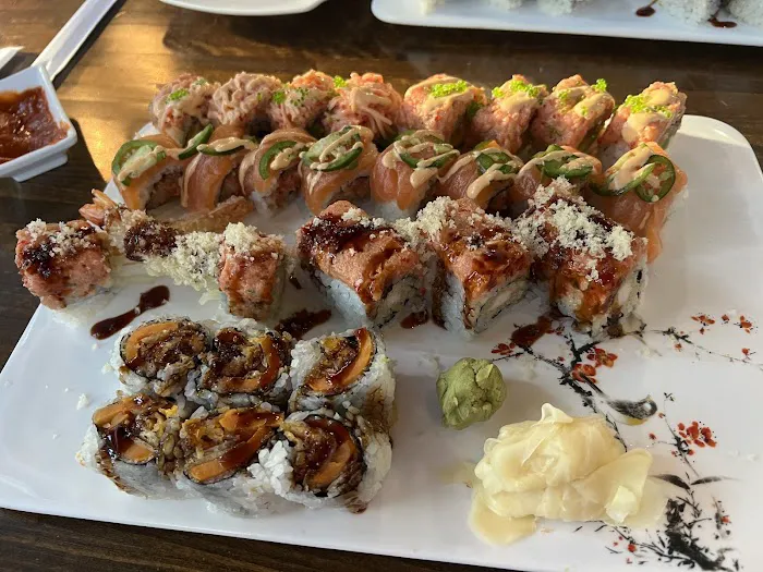 Fontana Sushi (6th Ave) Picture 5