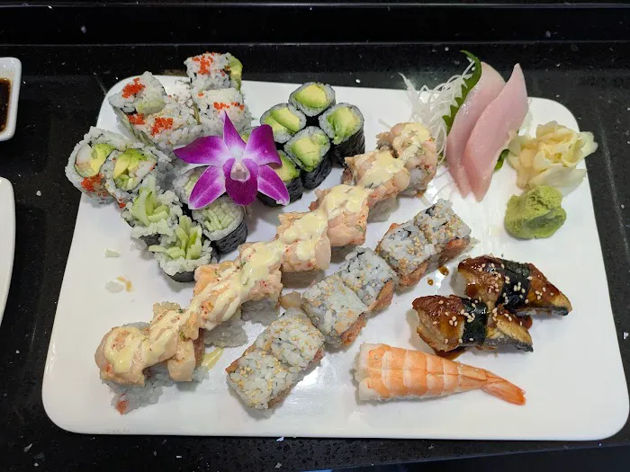 Fontana Sushi (6th Ave) Picture 4