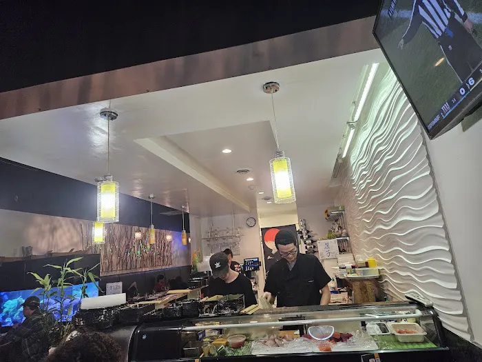 Fontana Sushi (6th Ave) Picture 8